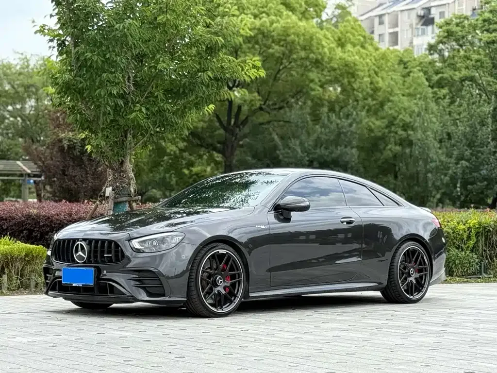 Mercedes-Benz E-Class AMG — фото 1