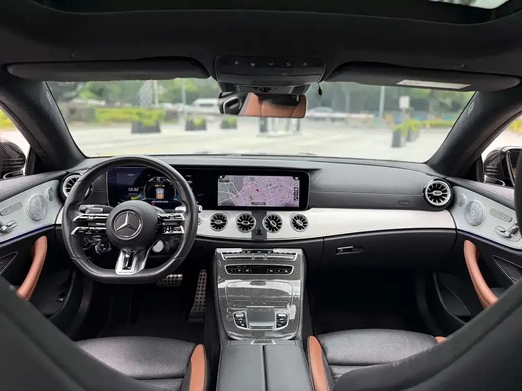 Mercedes-Benz E-Class AMG — фото 5