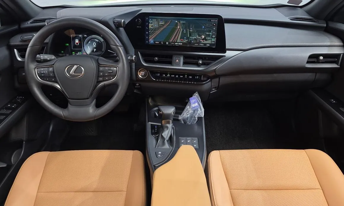 Lexus UX 2023 из KR, фото 5