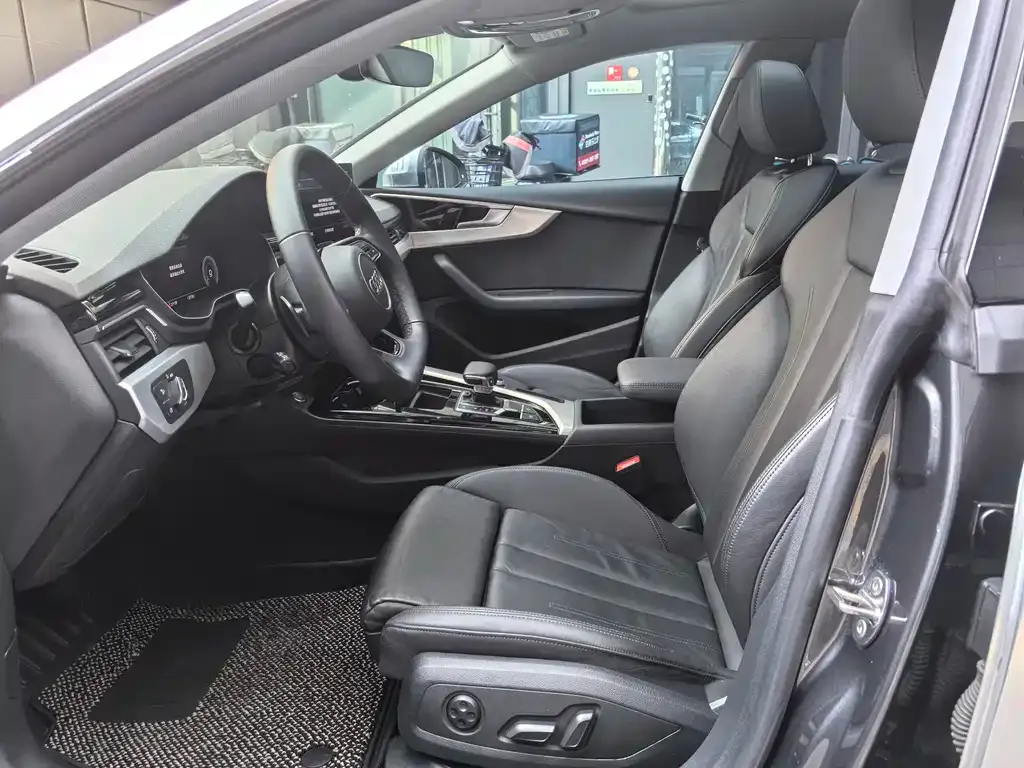 Audi A5 (Import) 2024 из CN, фото 9