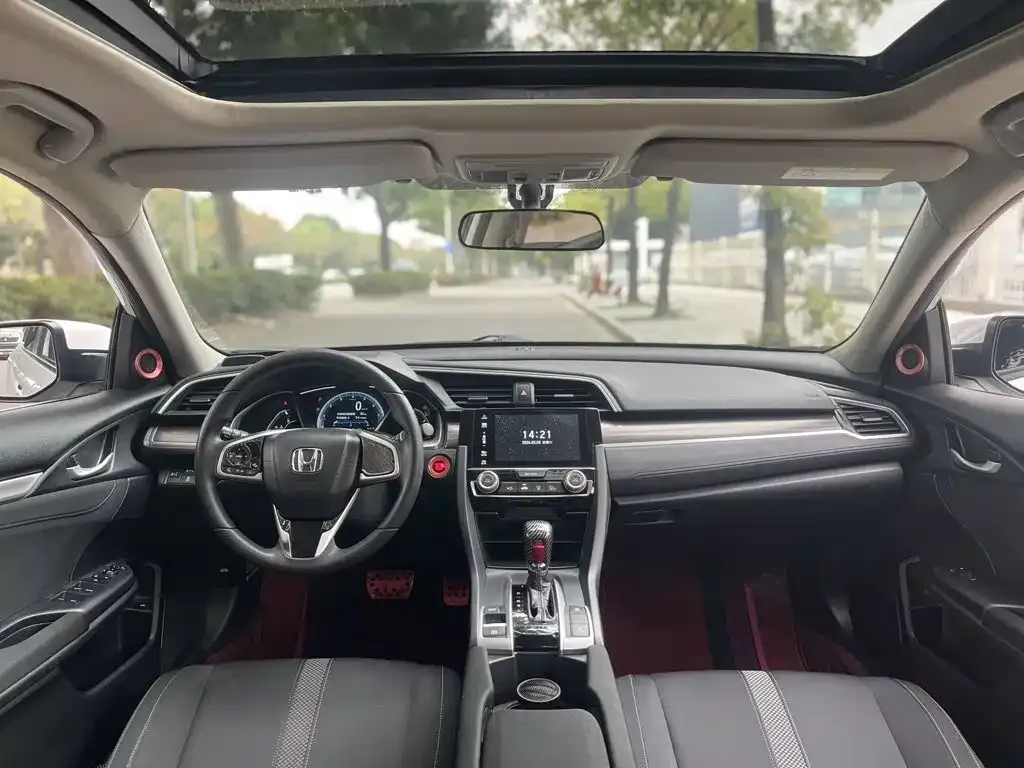 Honda Civic — фото 3
