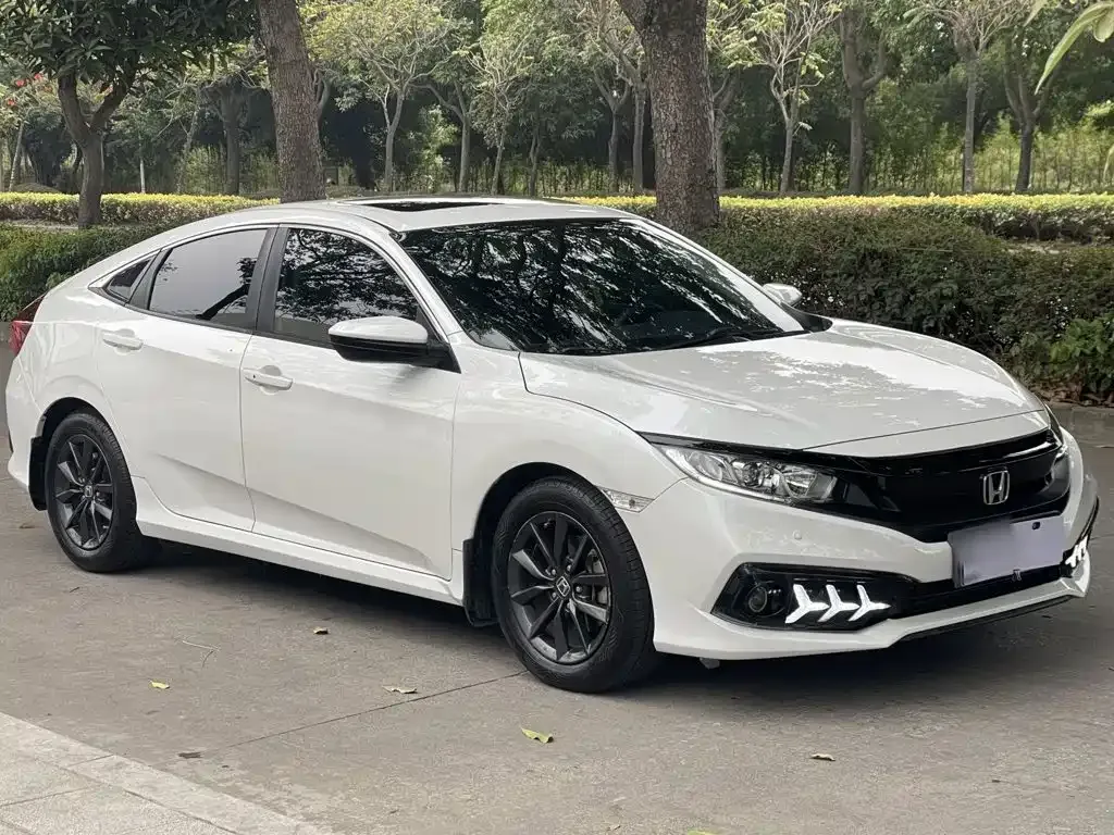Honda Civic — фото 8