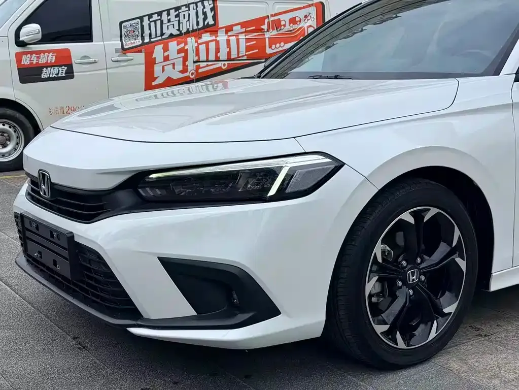 Honda Civic — фото 2