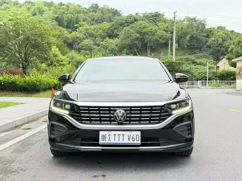 Volkswagen Passat — фото 6