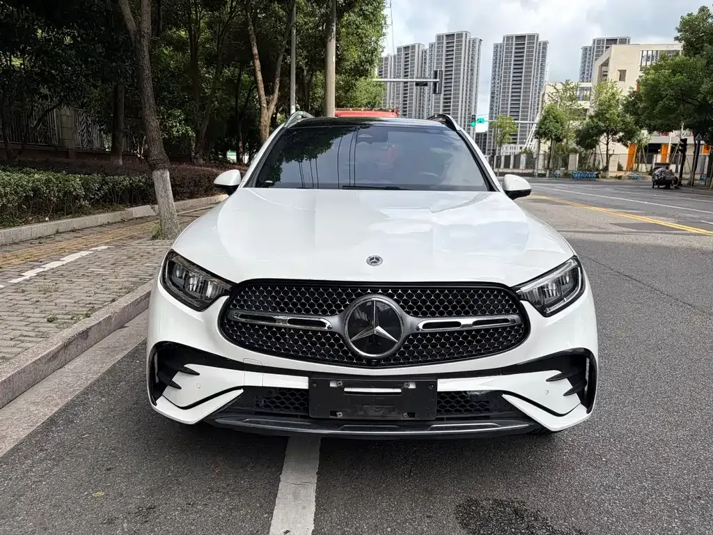 Mercedes-Benz GLC — фото 1