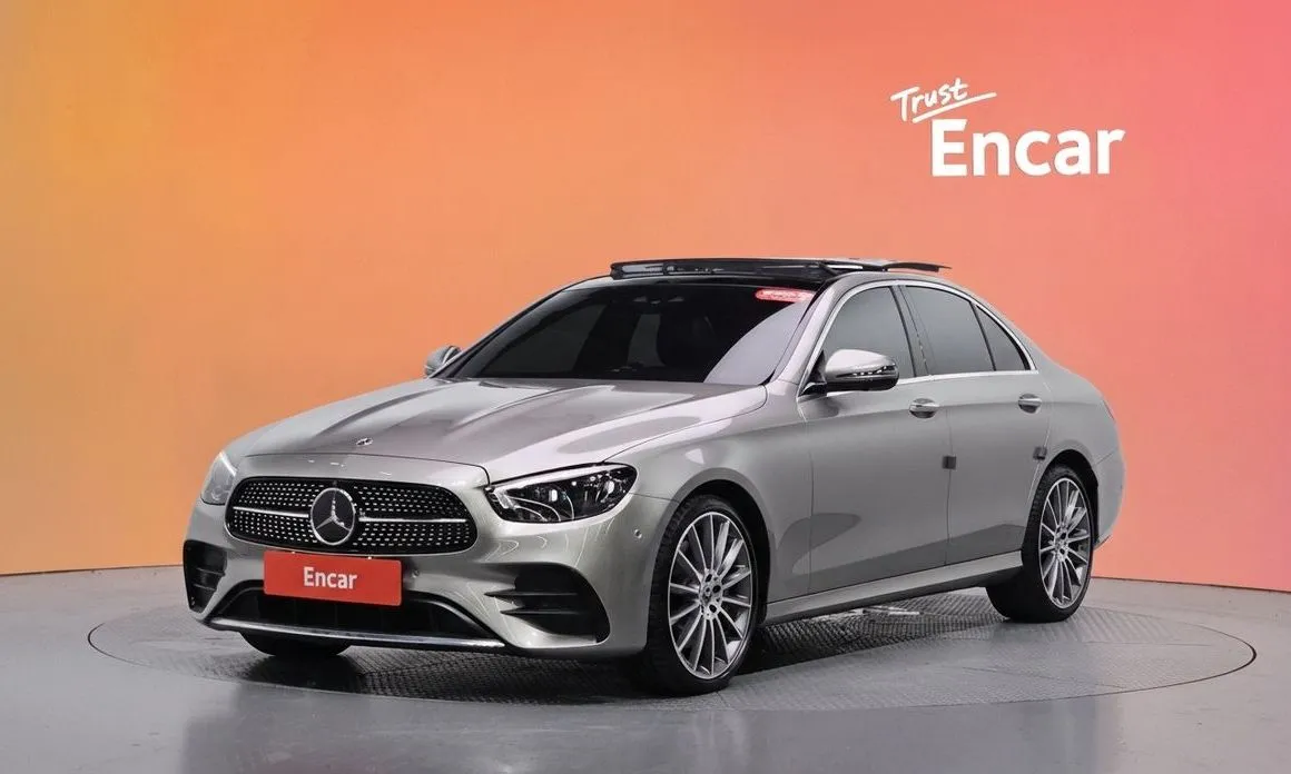 Mercedes-Benz E-Class — фото 1