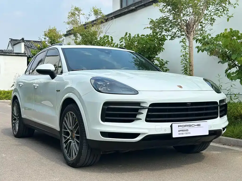 Porsche Cayenne Hybrid — фото 4