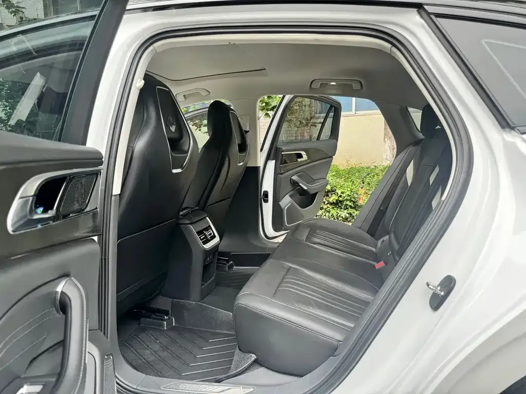 Hongqi H6 2023 из CN, фото 8