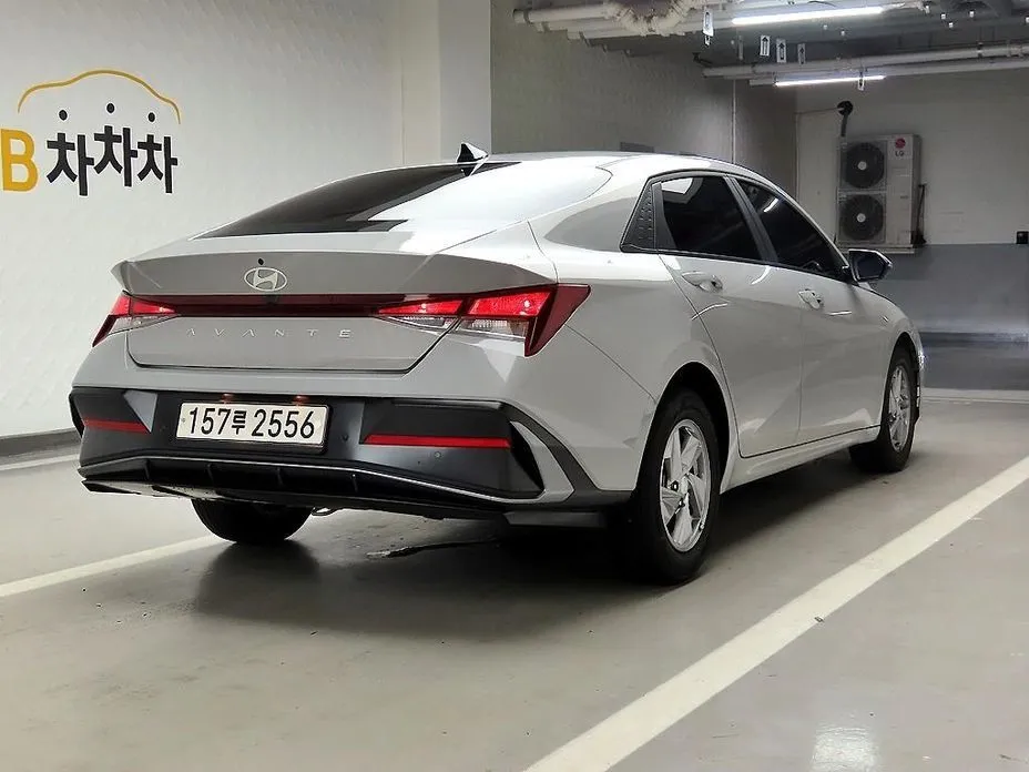 Hyundai AVANTE — фото 9