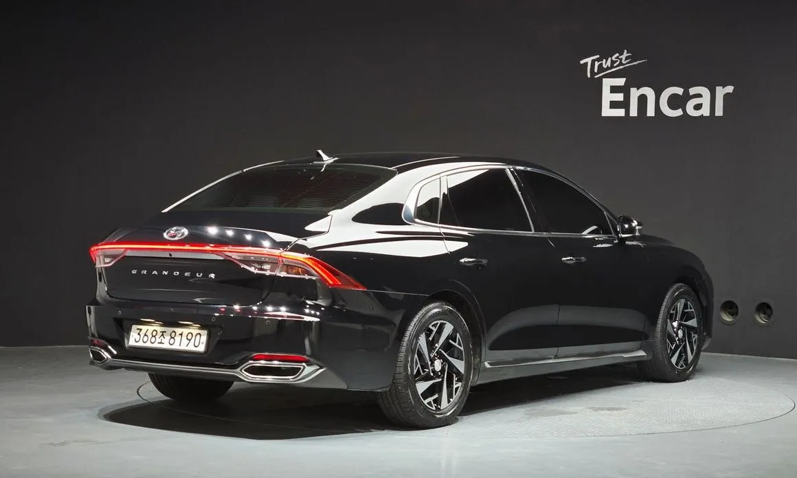 Hyundai Grandeur 2023 из KR, фото 3
