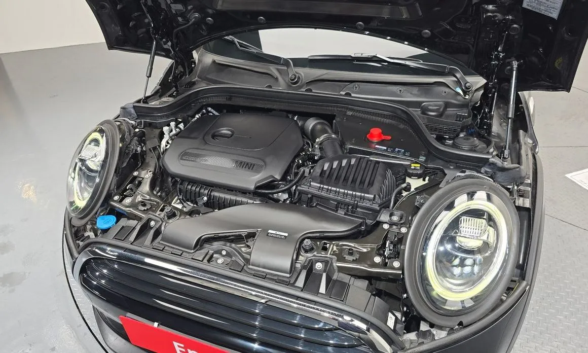 Mini Cooper 2021 из KR, фото 9