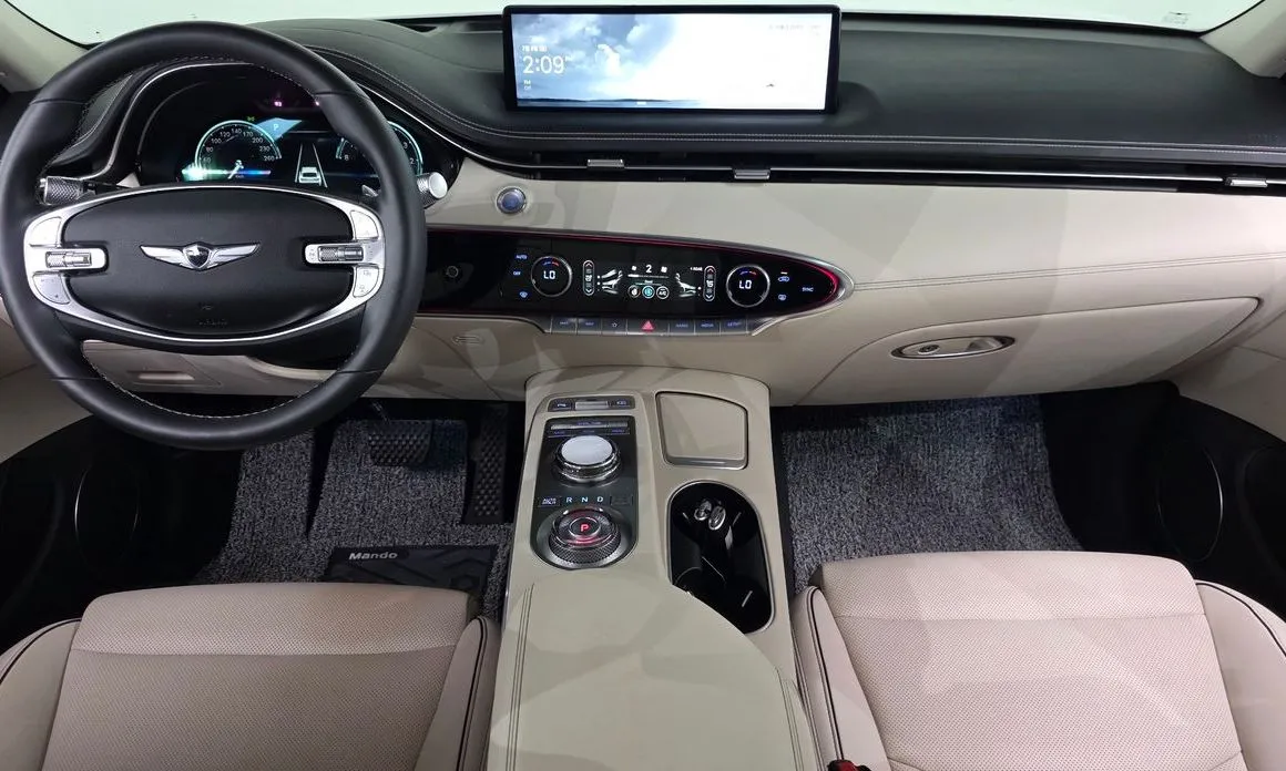 Genesis GV70 — фото 10