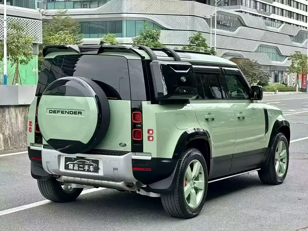 Land Rover Defender — фото 4
