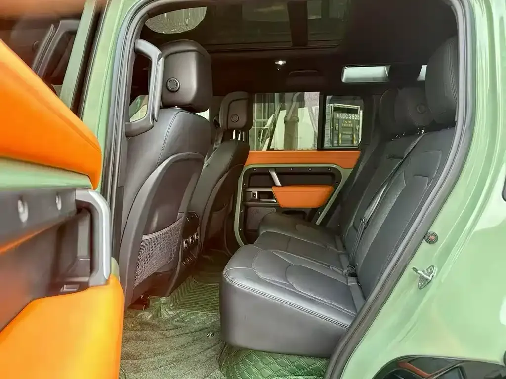 Land Rover Defender — фото 3