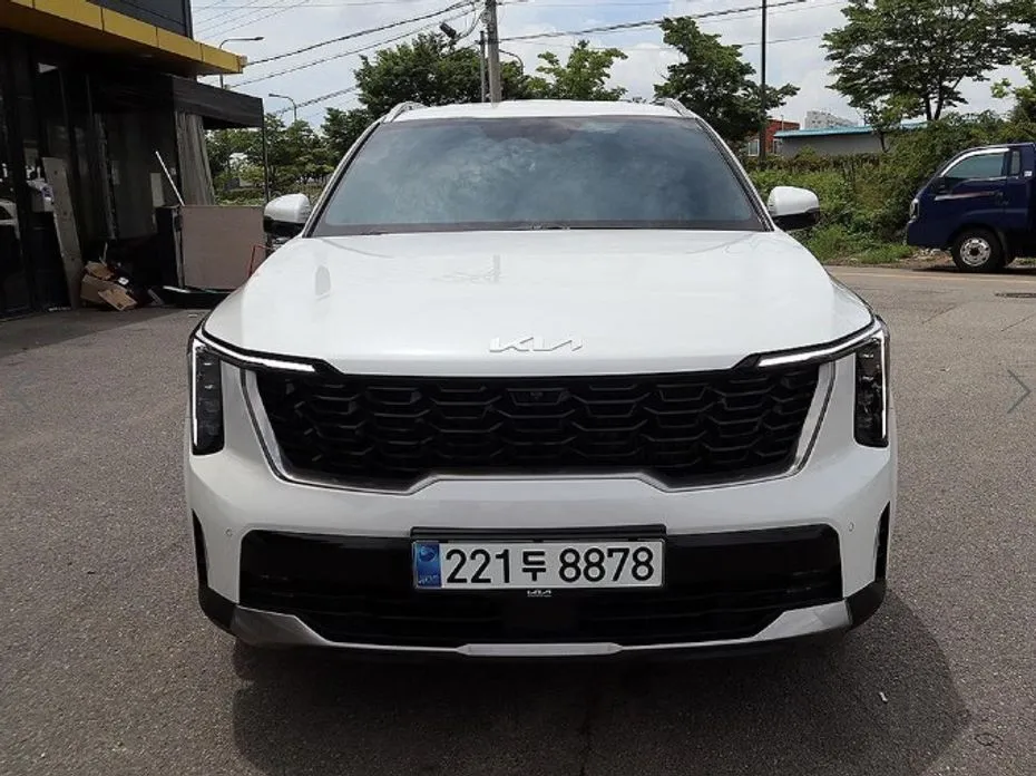 Kia Sorento — фото 6