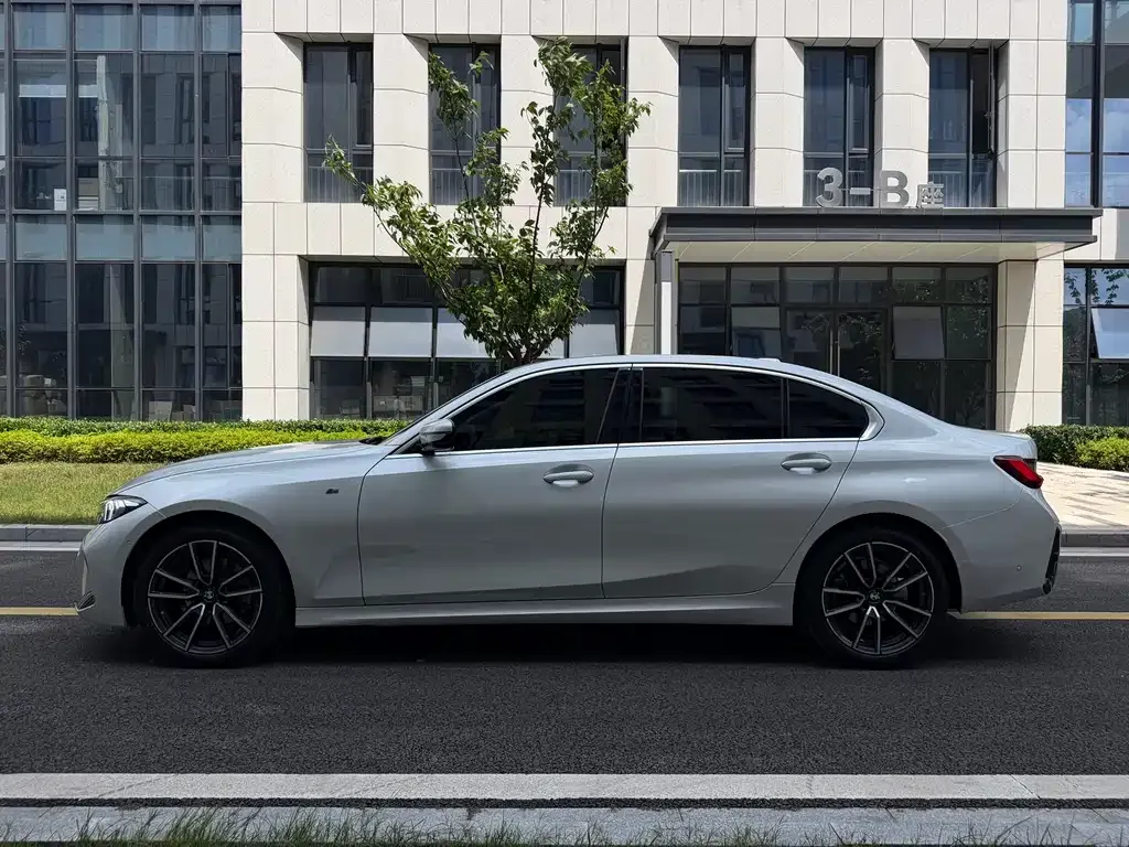 BMW 3 Series — фото 10