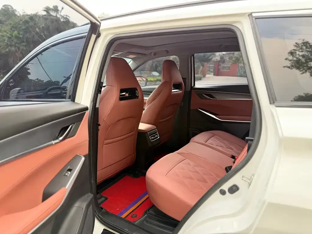 Changan CS75PLUS — фото 2