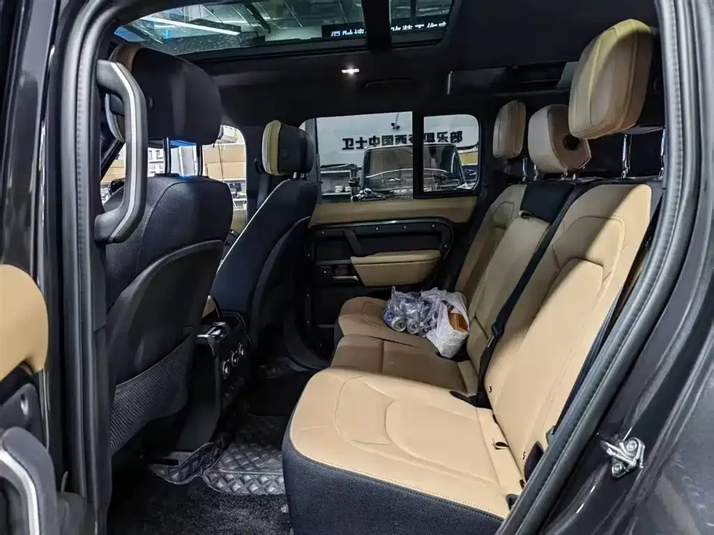 Land Rover Defender — фото 5
