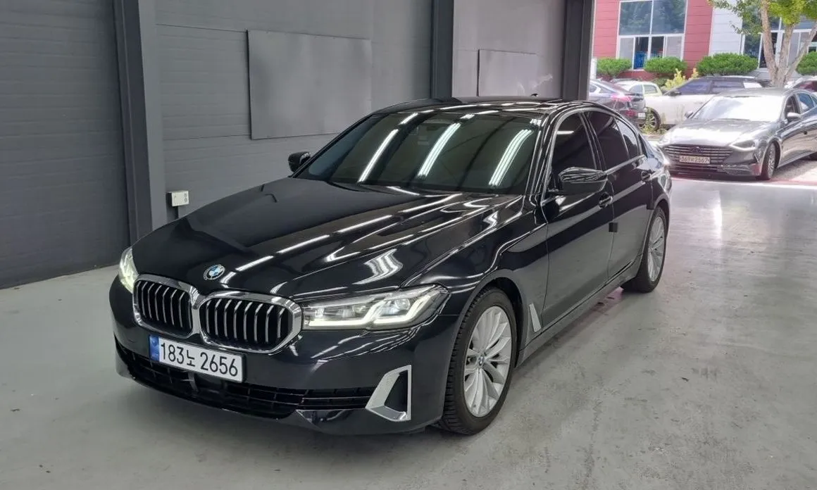 BMW 5-Series