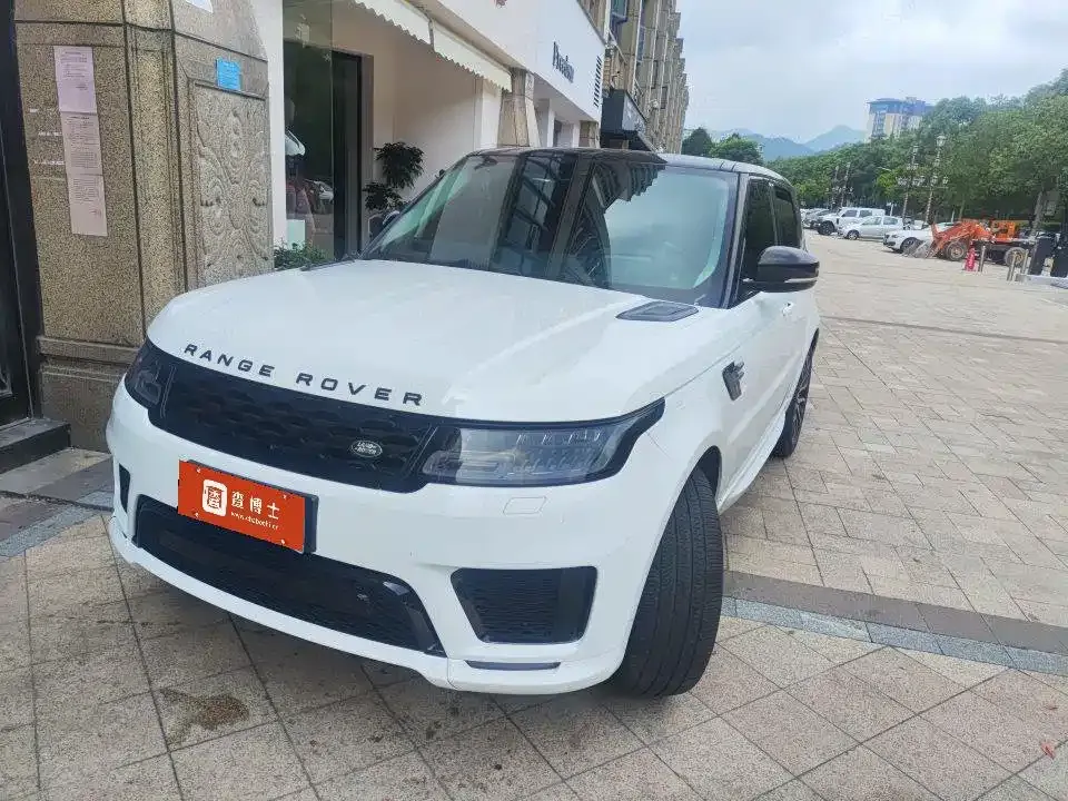 Land Rover Sport 3.0 L6 Shine Black 1