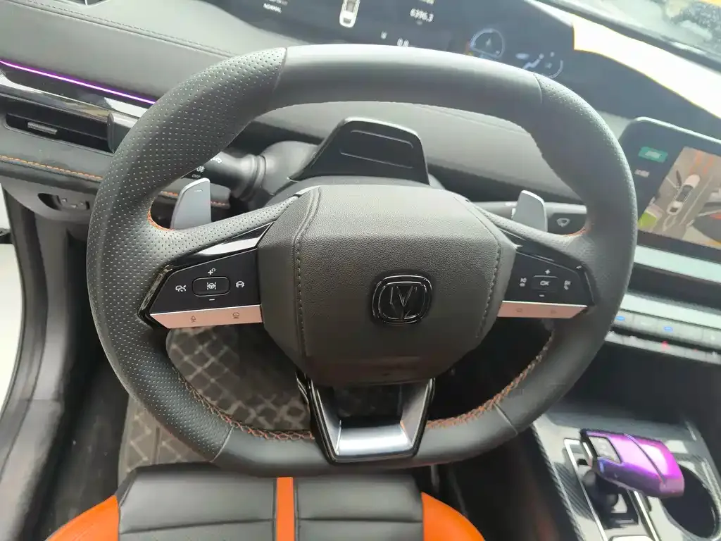 Changan UNI-V 2024 из CN, фото 5