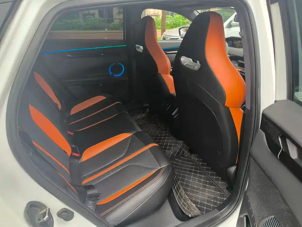Changan UNI-V 2024 из CN, фото 4