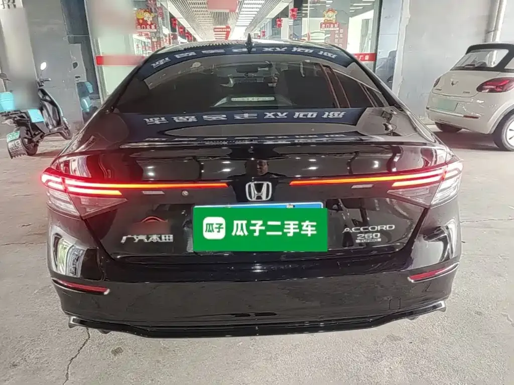 Honda Accord — фото 8