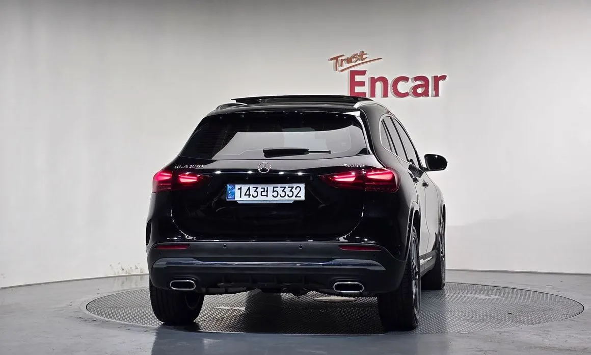 Mercedes-Benz GLA-Class — фото 8