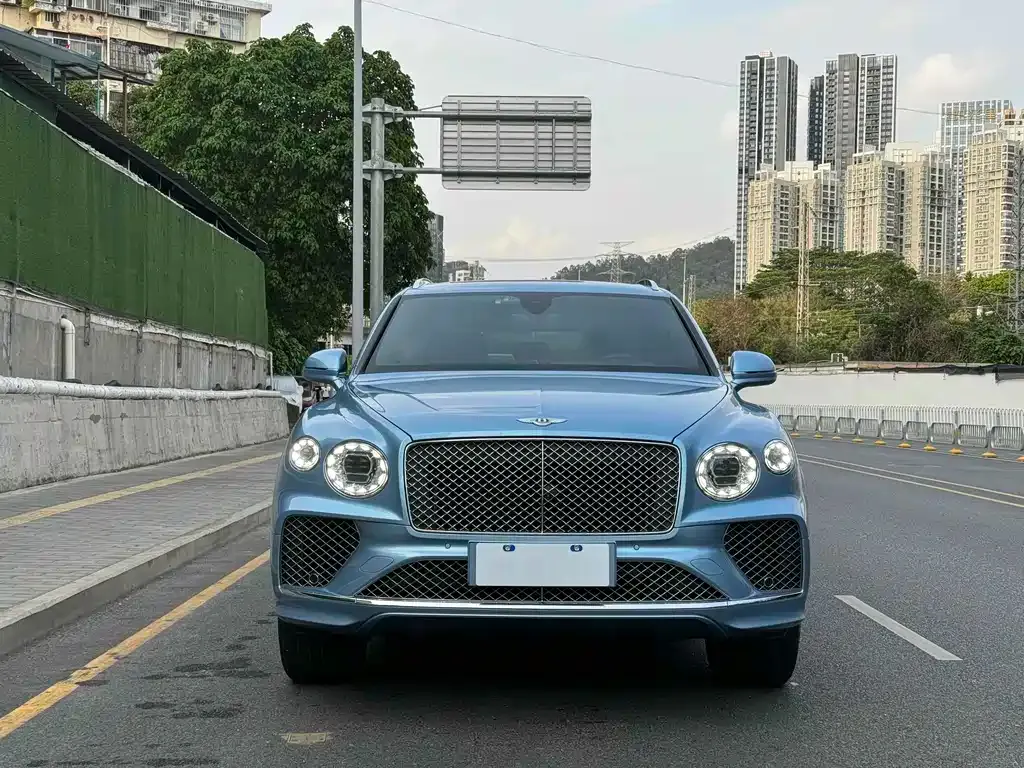 Bentley Bentayga 2021 из CN, фото 5