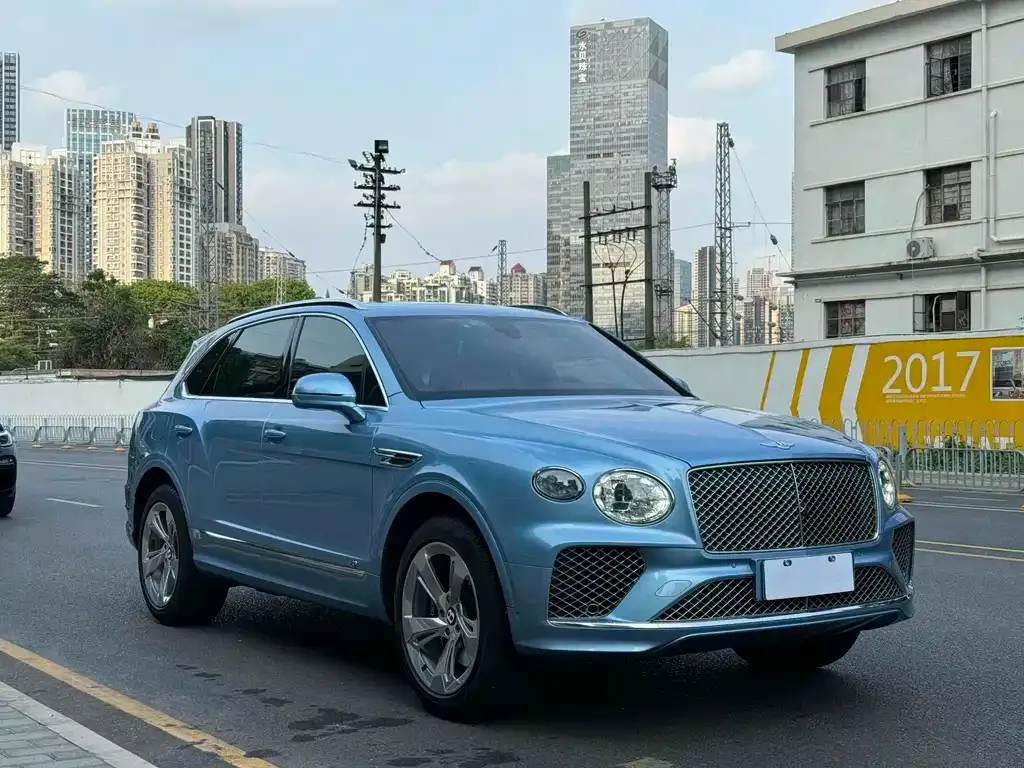 Bentley Bentayga 2021 из CN, фото 10