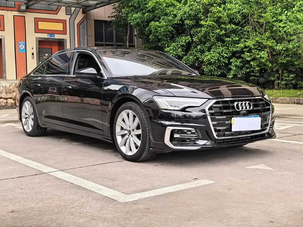 Audi A6L — фото 10