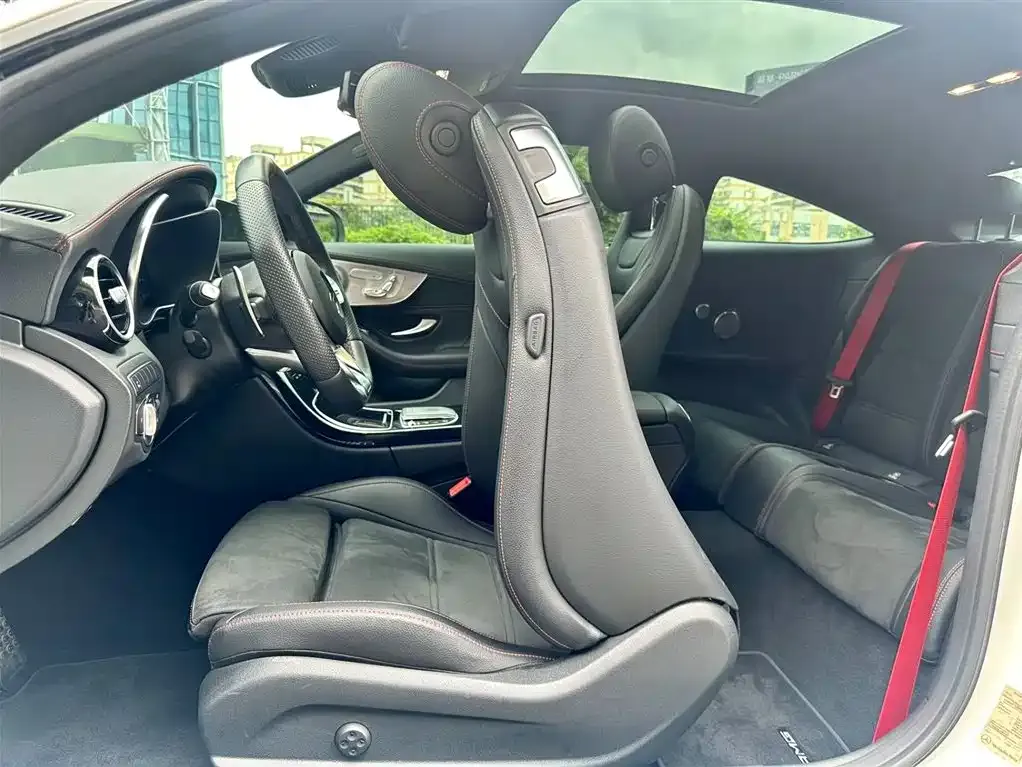 Mercedes-Benz C-Class AMG — фото 4