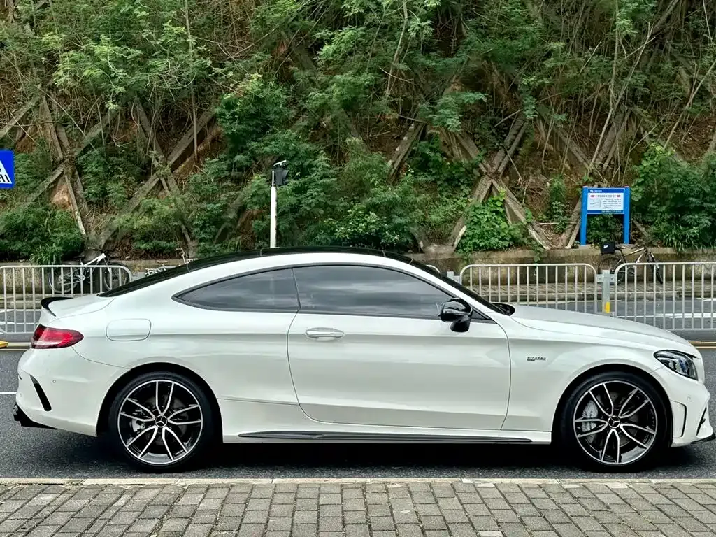 Mercedes-Benz C-Class AMG — фото 7