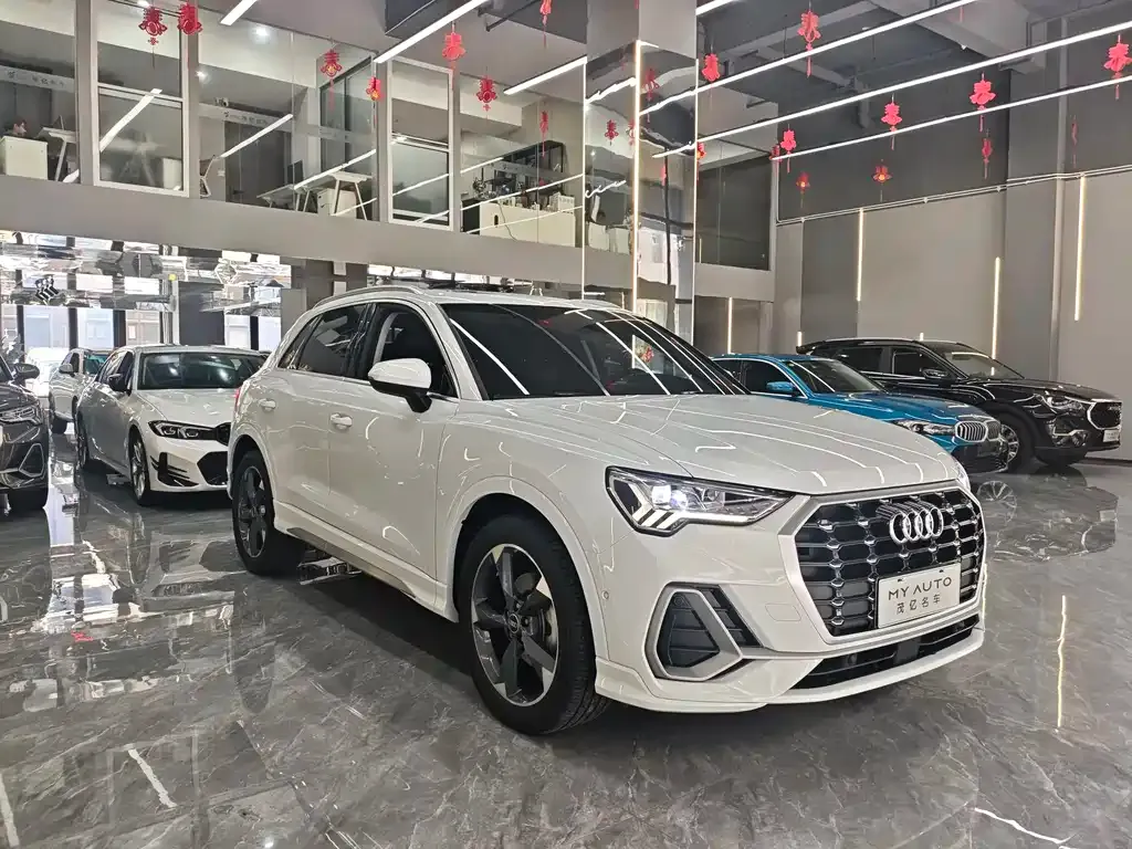 Audi Q3 — фото 6