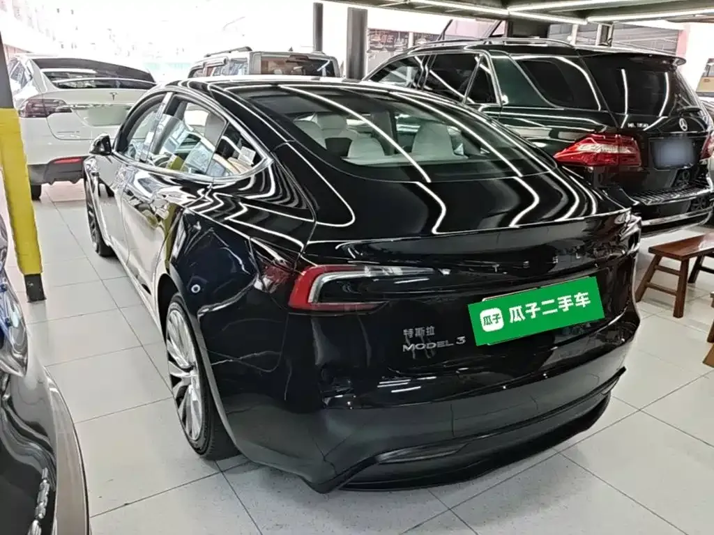 Tesla Model 3 — фото 6
