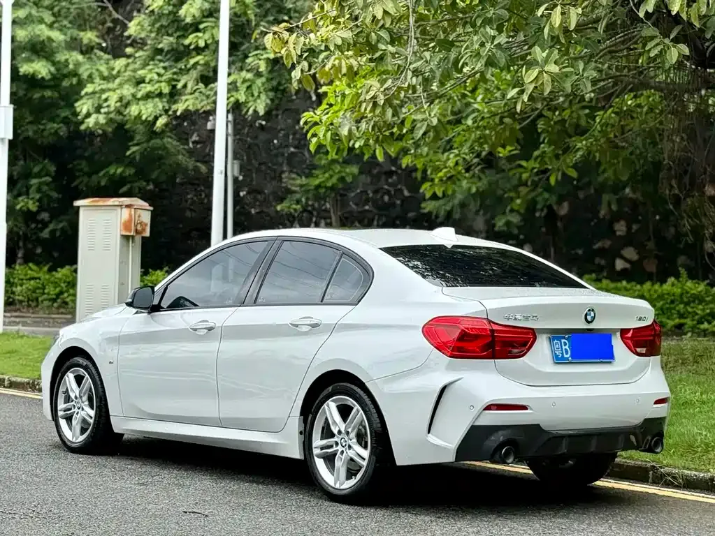 BMW 1 Series — фото 7