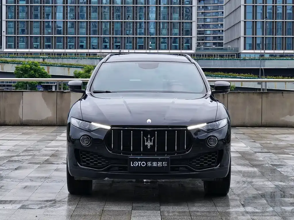 Maserati Levante — фото 10