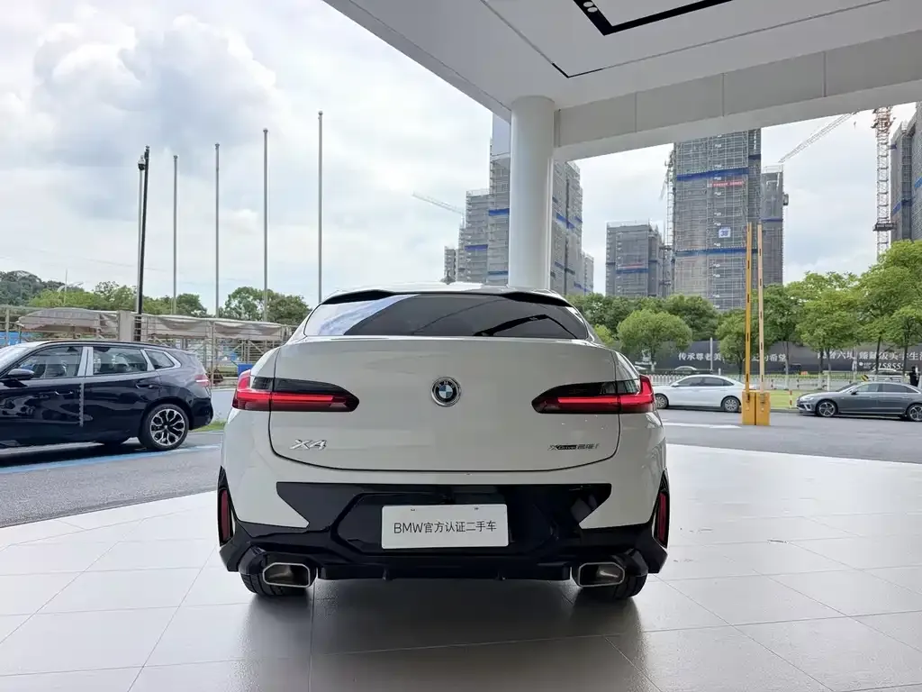 BMW X4 — фото 2
