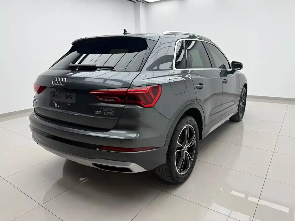 Audi Q3 — фото 2