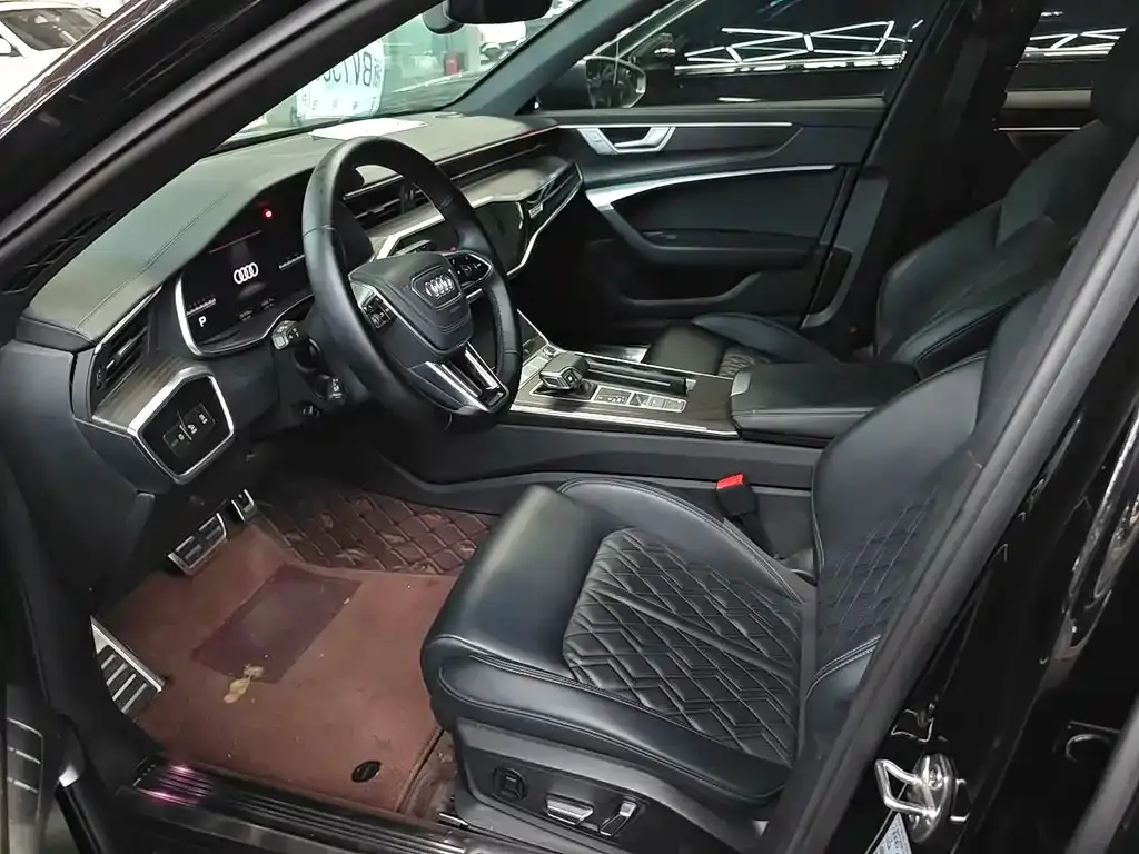 Audi A6L — фото 5