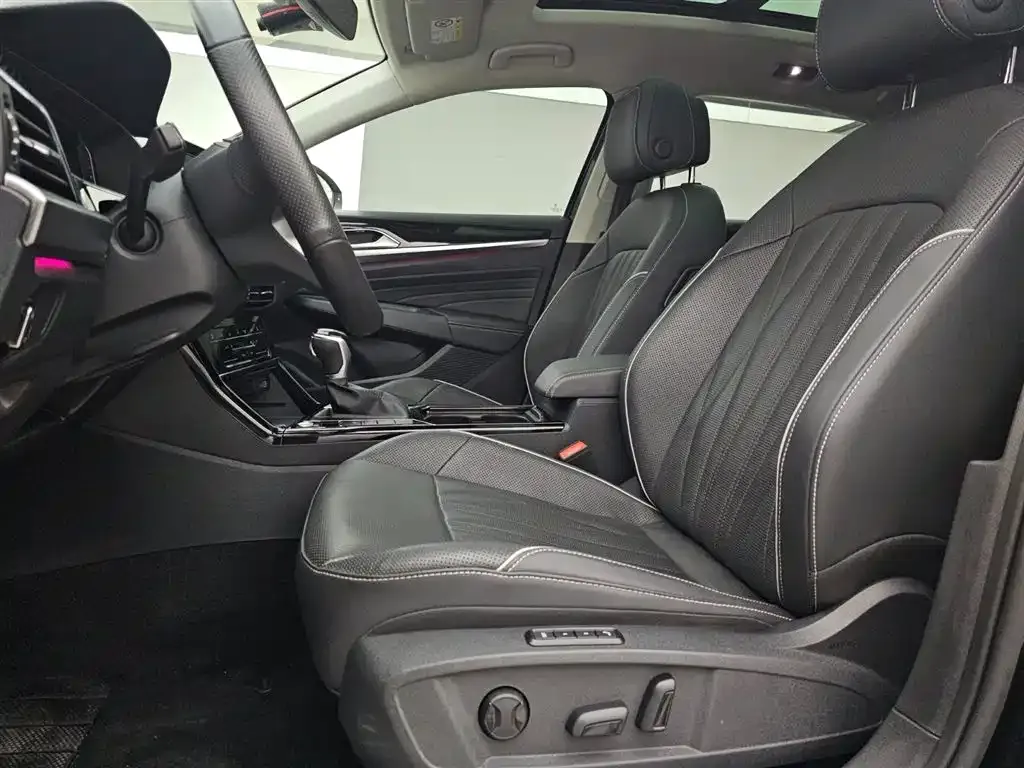 Volkswagen Passat — фото 6