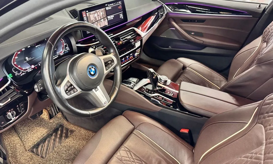 BMW 5-Series 2022 из KR, фото 4