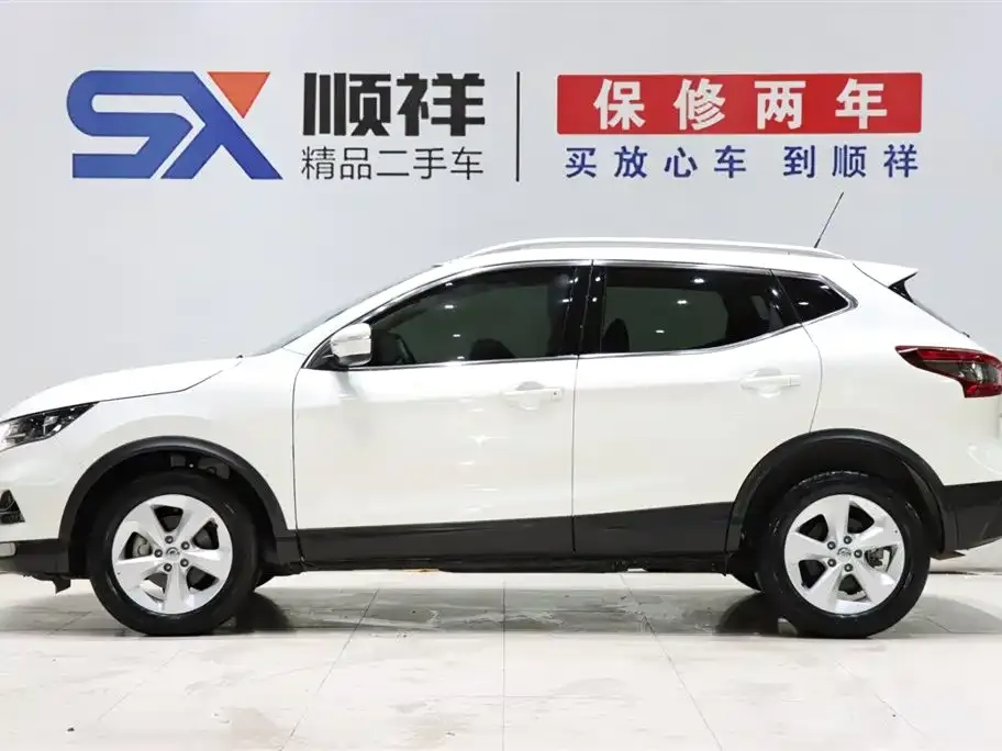 Nissan Qashqai — фото 7