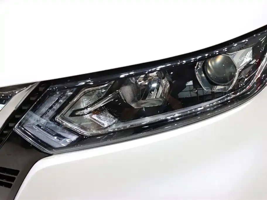 Nissan Qashqai — фото 2