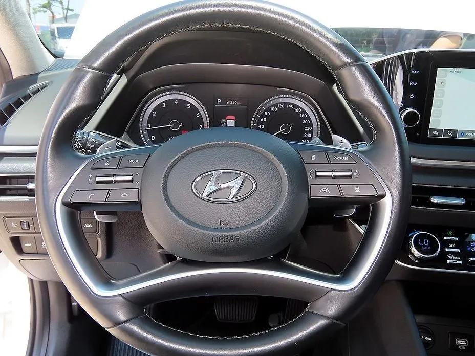 Hyundai Sonata — фото 5