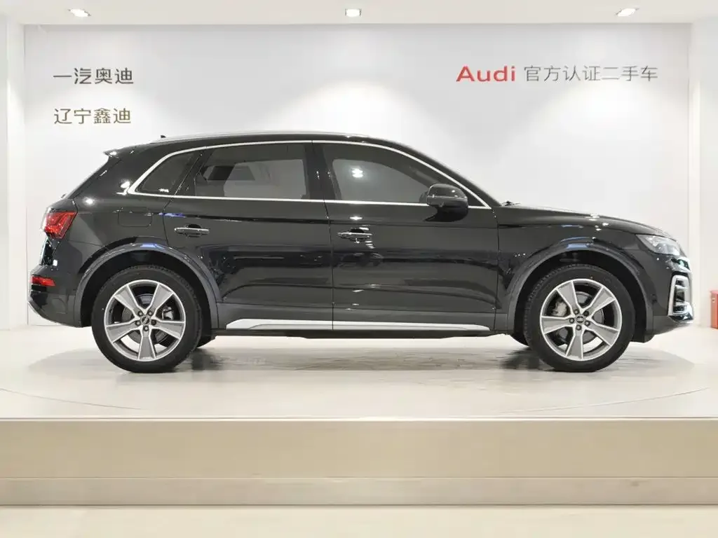 Audi Q5L — фото 4