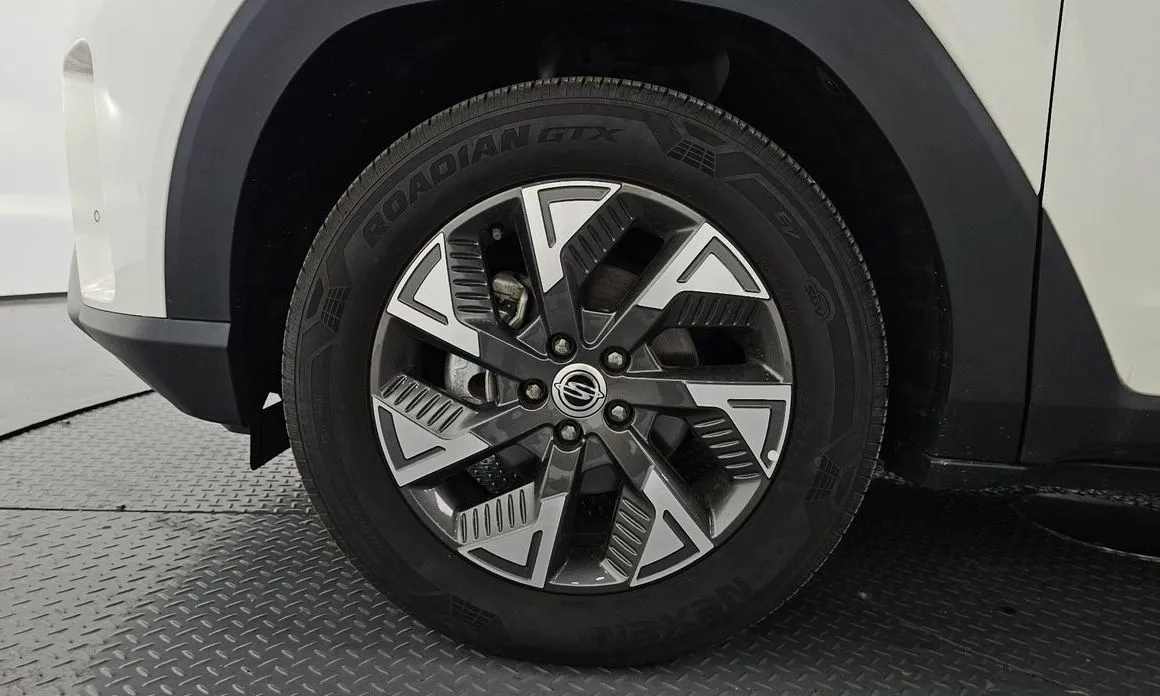 KG Mobility (Ssangyong) Torres — фото 4