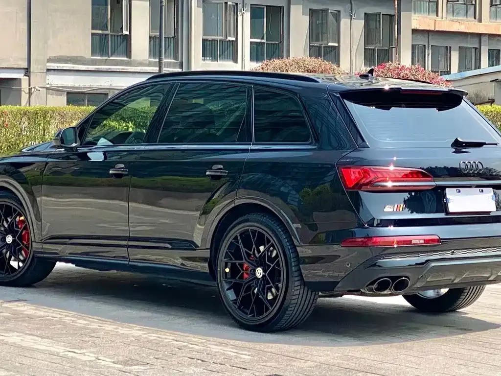 Audi Q7 — фото 4