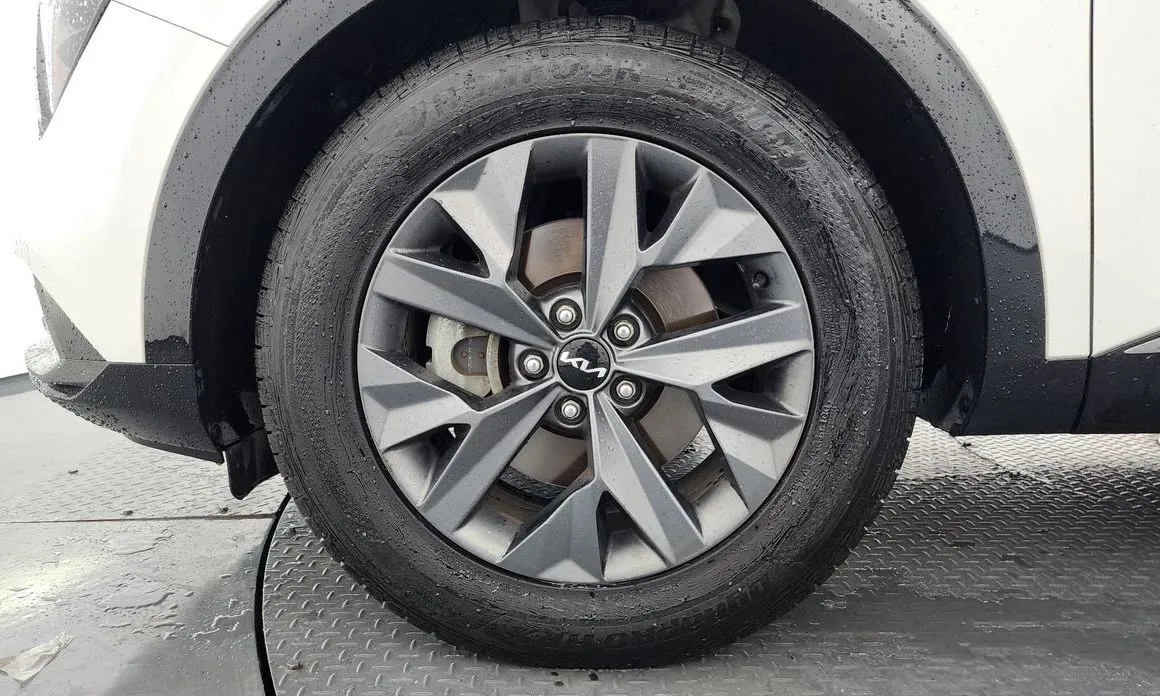 Kia Sportage — фото 9