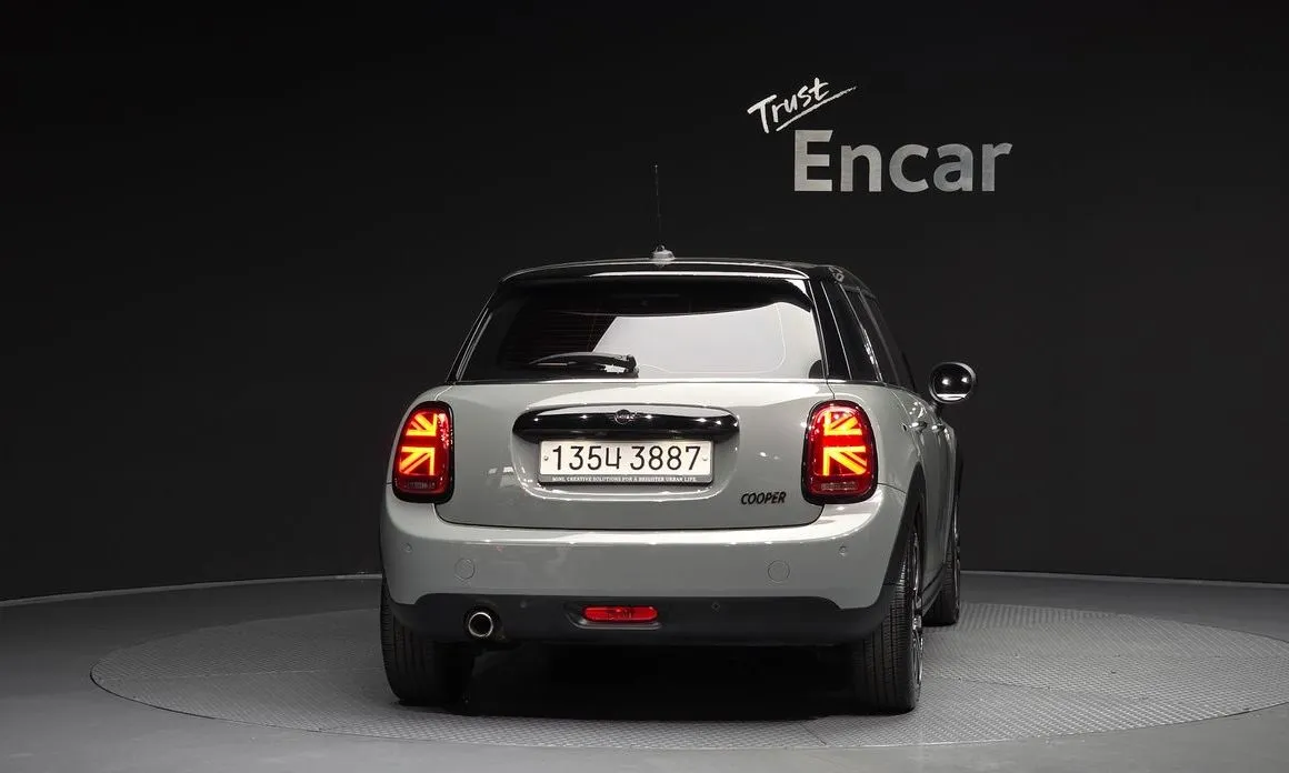 Mini Cooper 2021 из KR, фото 6